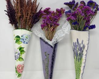 29 3HandmadeWallVaseswithDriedFlowers