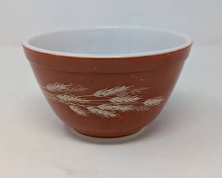 203 VintageAutumnHarvestPatternPyrexMixingBowl