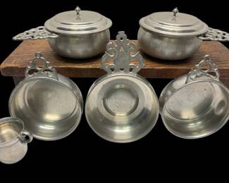 Woodbury Royal Holland Pewter Porringers