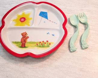 👉 Vintage Kids Divided Plate Set w/ Bear Design & Matching Utensils