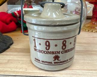 Cheese crock