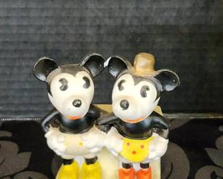 Mickey and Minnie Mouse Bisque Toothbrush Holder 