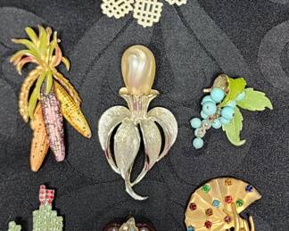 Vintage Brooches