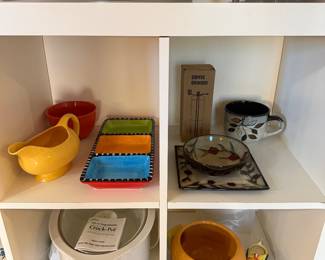 Crockpot and ceramic kitchenwares