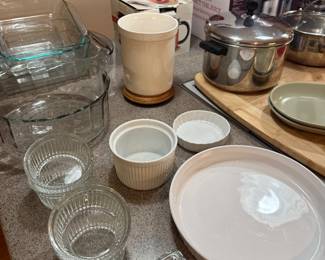 Glass & ceramic kitchenwares