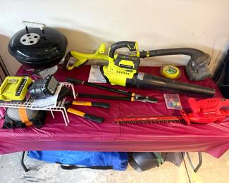 Lawn care & table Weber 