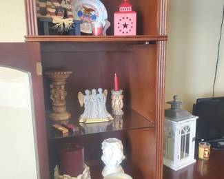 china hutch & decor00