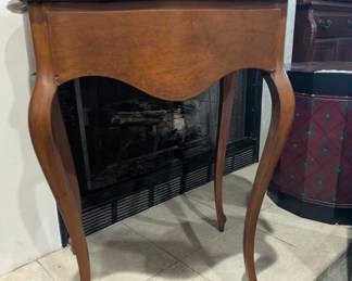 French Style Accent Table