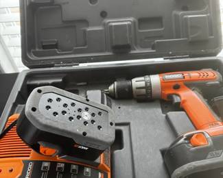 Rigid 18.0 Cordless Drill Rapid Max HC Charger W Carrying Case