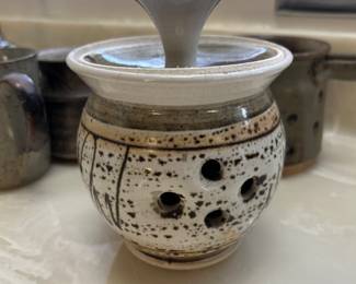 Ceramic Garlic Holder