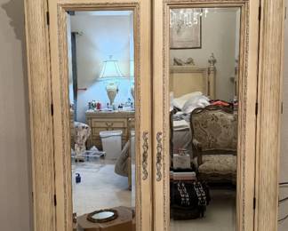 Solid wood dresser with mirrors on doors