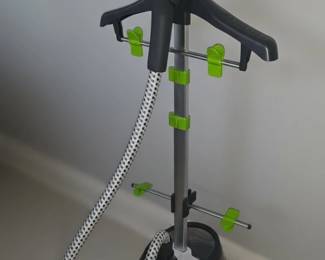 Steamfast SF FullSize Garment Steamer