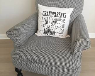 Houndstooth Wingback Accent Chair with Turned Legs