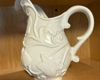 White Ceramic Pitcher Collection (3 pcs)