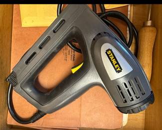Stanley Electric Stapler/Brad Nailer TRE550