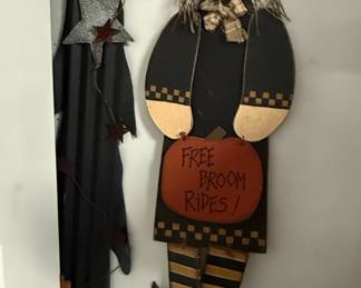 Primitive Folk Art Witch & Pumpkin Halloween Decor Set