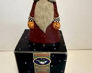Williraye Studio Santa Figurine WW2753