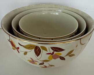 Hall's Superior Autumn Leaf Mixing Bowls Set