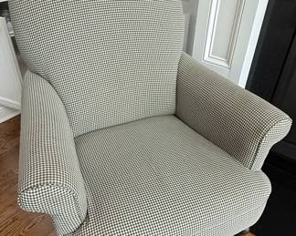 Houndstooth Club Accent Chair Style