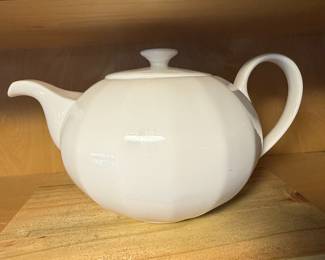 White Ceramic Teapot Collection