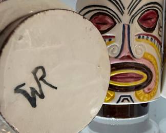 Tiki Mug Style Set "WR" Mark