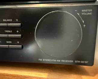 Sony STR-DE197 Audio/Video Control Center & Technics SL-PD647 CD Player