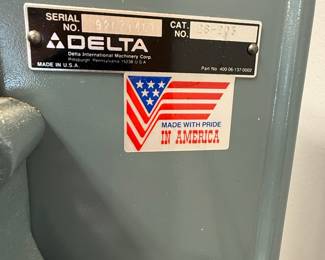 Delta 14" Wood & Metal Cutting Band Saw