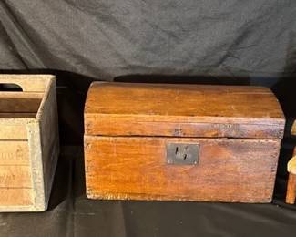 Pet Dairy Crate Wooden Chest  Jerry Elsner Teddy Bear