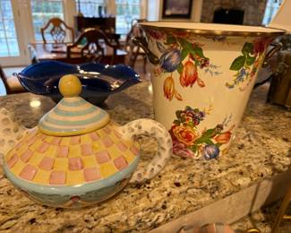 MacKenzie child’s ice bucket and covered dish