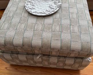 storage ottoman