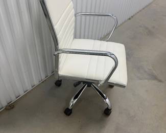 Modern White Ribbed Executive Office Chair with Chrome Frame - Asking $70