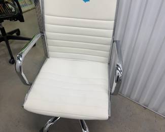 Modern White Ribbed Executive Office Chair with Chrome Frame - Asking $70