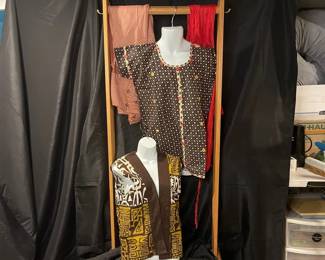 Two Pants Vest And Embroidered Top