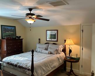 Pre-Sale: Vintage Mahogany Chippendale Queen Size Short Poster Bed $650