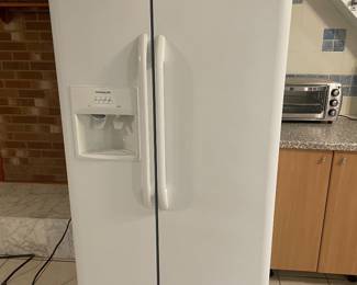 Frigidaire SidebySide Refrigerator