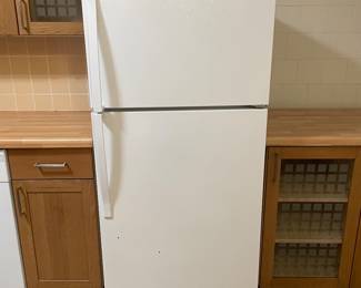 Whirlpool TopFreezer Refrigerator