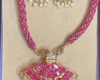 Indian Kundan Polki Necklace and Earring Set with Pearls and Pink Stones