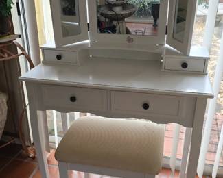 Children's Dressing Table