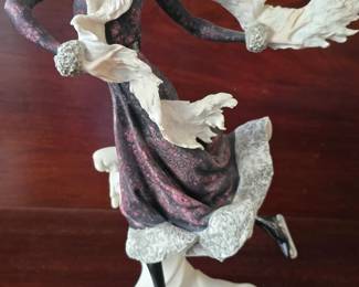 Limited Addition Winter Skating Girl by Giuseppe Armani/Florence