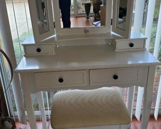 Children's Dressing Table