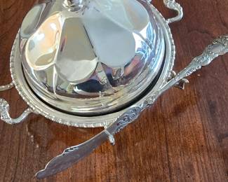 Silver Plate Covered Butter Dish with Glass insert for cooling & Butter Knife