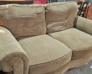 LOVESEAT