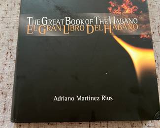 Book "The Great Book of the Habano/ El Gran Lbro Del Habano" by Adriano Martinez Rius..Excellent condition