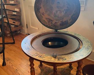 Globo Bar...excellent condition