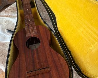 Hawaiian Kamaka Ukulele...very collectible...very good condition