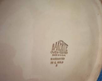 Harker Bakerite "Lovelace" Casserole Dish with Lid