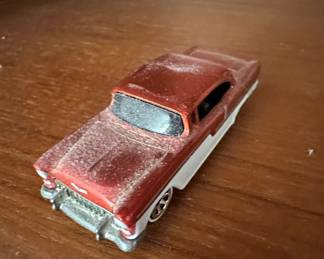 Hot Wheels 1955 Chevrolet Bel Air (Red/White and White/Pink Custom)