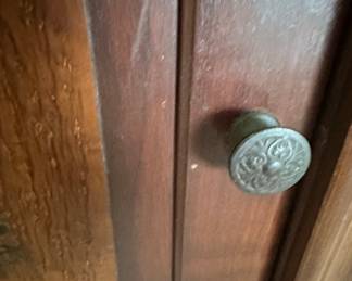 Victorian Eastlake Carved Walnut Corner Etagere