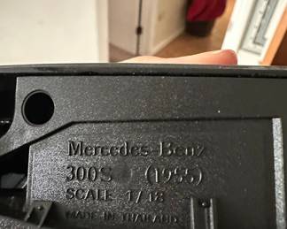 Maisto 1:18 Scale 1955 Mercedes-Benz 300S Convertible Model Car