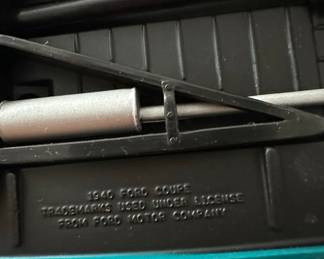 Ertl 1940 Ford Coupe Diecast Model Car